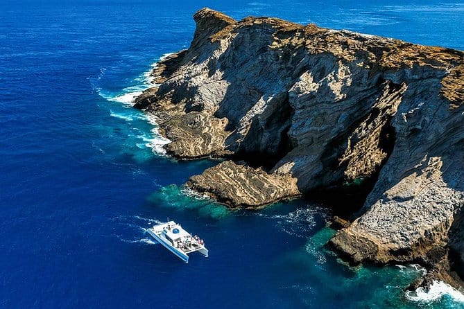 Niihau And Na Pali Coast Super Snorkel Cruise