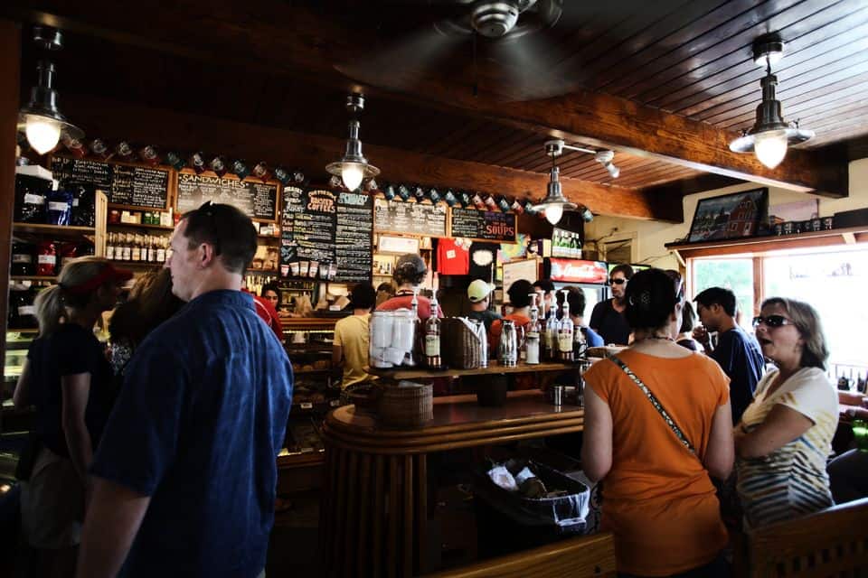 Social Private Tour With A Local