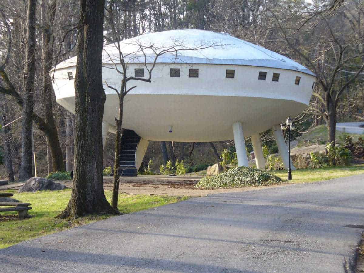 Spaceship House Signal Mountain