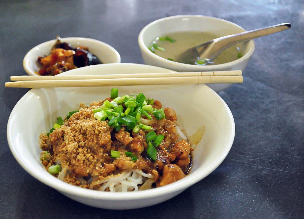 999 Shan Noodle
