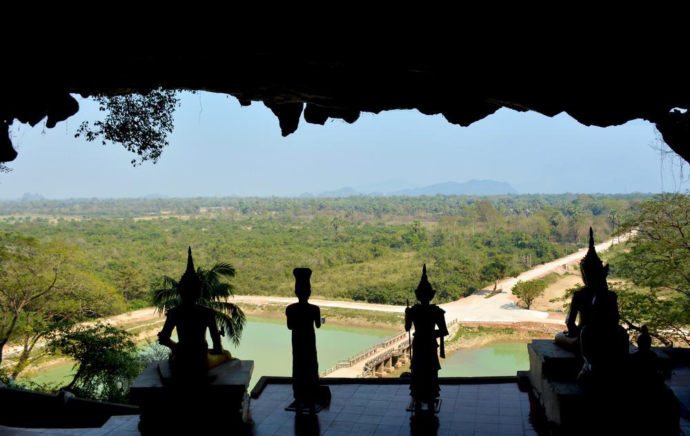 Yathaypyan Cave View