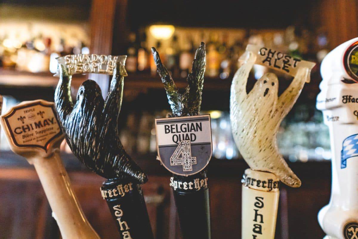 Shaker's Cigar Bar, Milwaukee