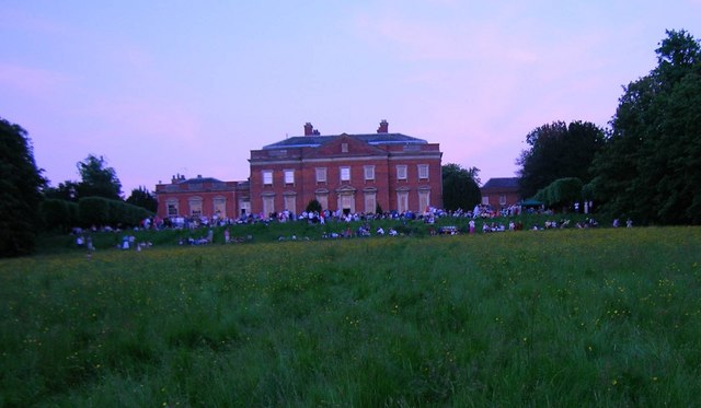 Kelmarsh Hall