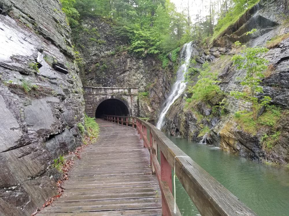 Paw Paw Tunnel, Oldtown