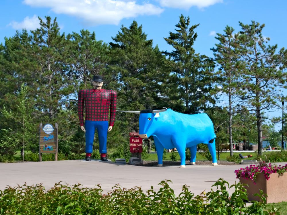 Paul Bunyan & Babe the Blue Ox Bemidji