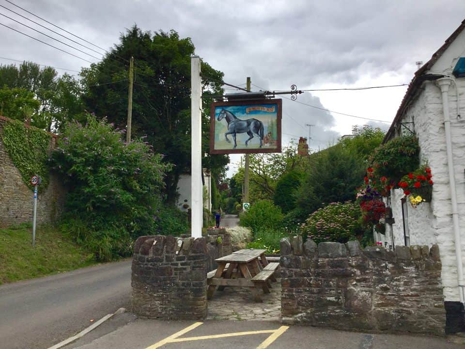 Black Horse Pub