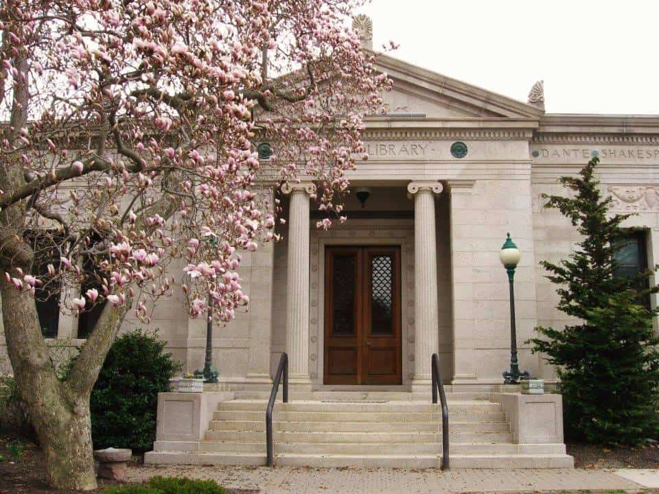 Howard Whittemore Memorial Library
