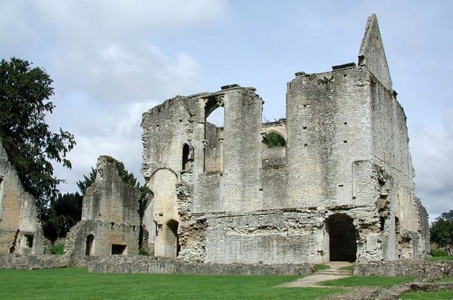 Minster Lovell Hall