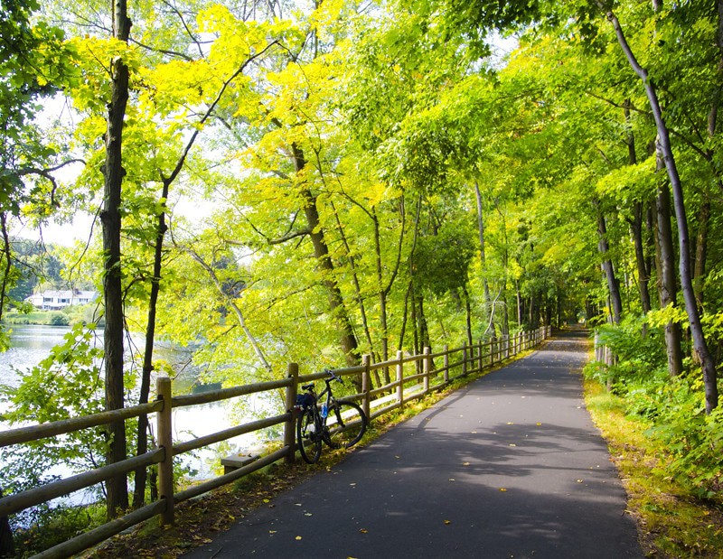Farmington River Trail