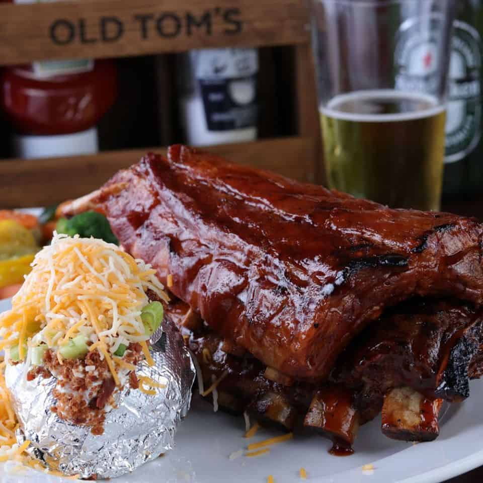 Old Tom's Sports Bar