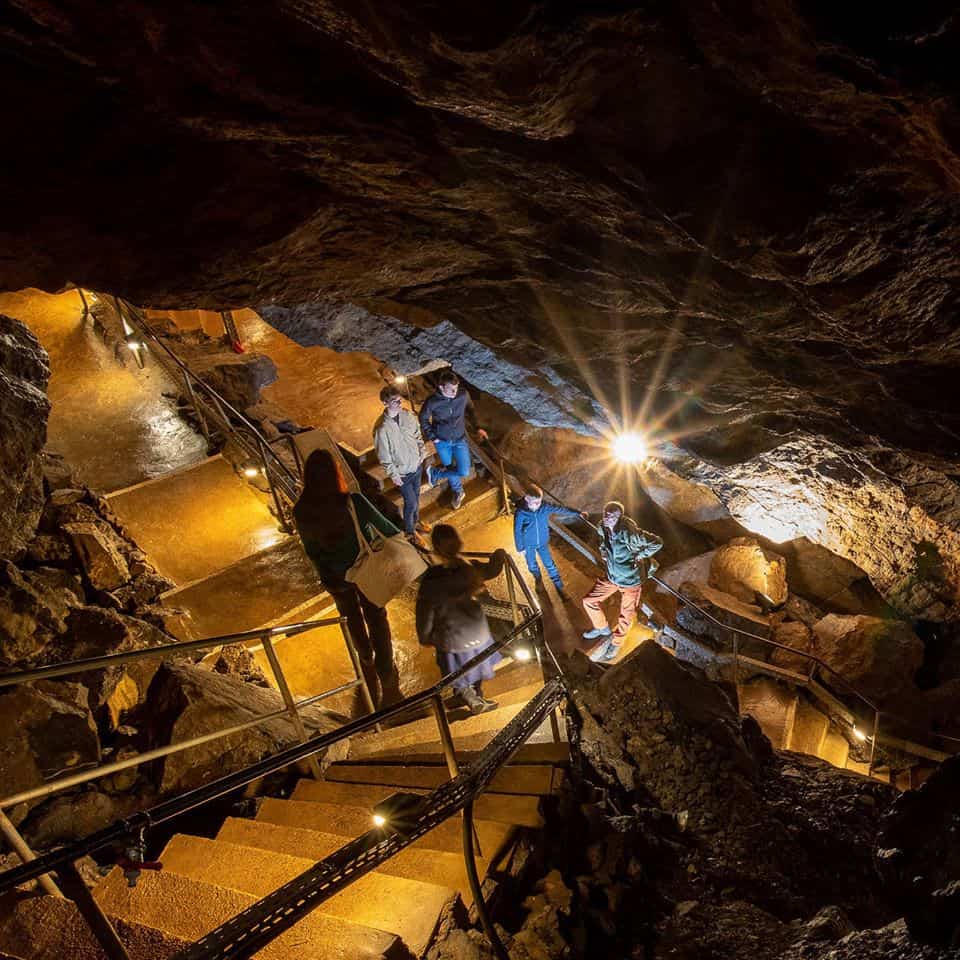 Grotte De Lorette-Rochefort