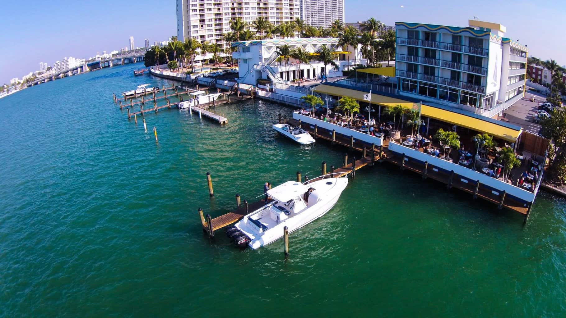 Shuckers Waterfront Bar & Grill