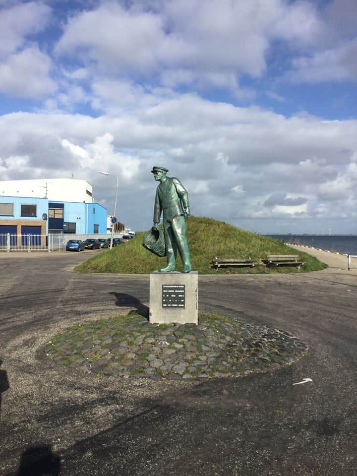 Standbeeld De Mosselman