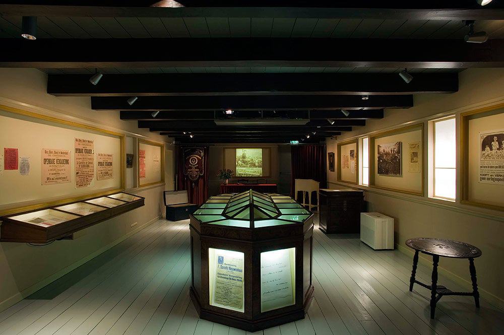 Ferdinand Domela Nieuwenhuis Museum