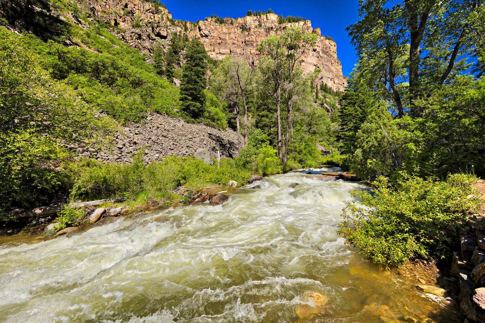Grizzly Creek Trail