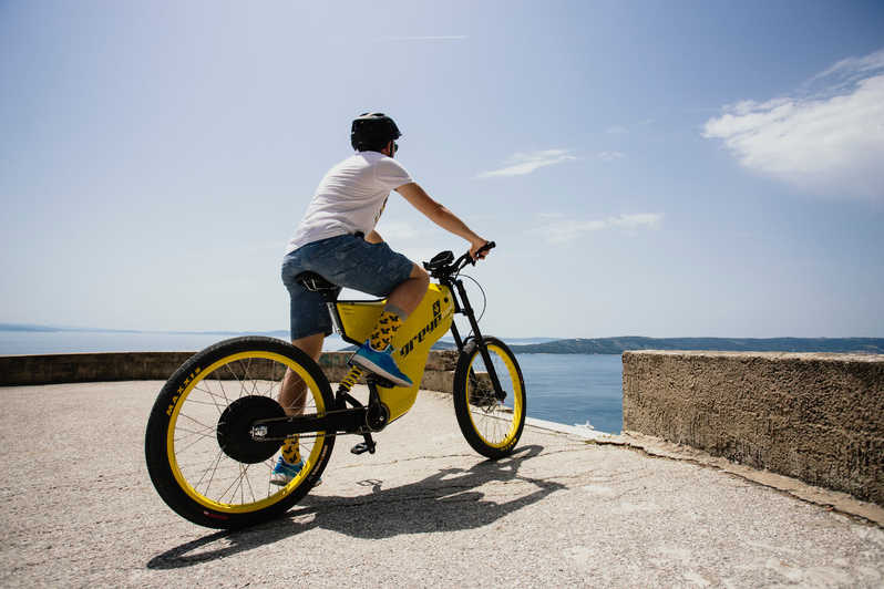 Explore Marjan with Greyp E-bike 