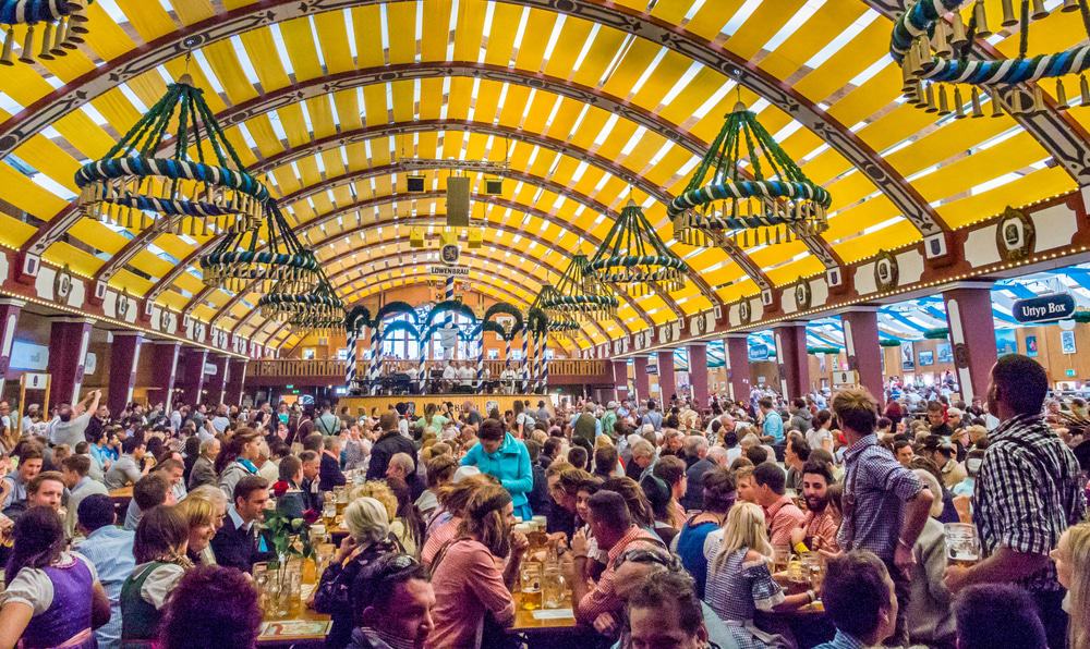 Munich Beer Hall, Oktoberfest