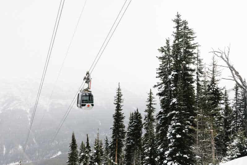 Winter Wonders Tour with Banff Gondola Ride