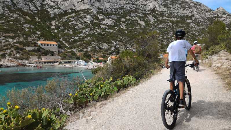 Calanques National Park E-Mountain Bike Tour
