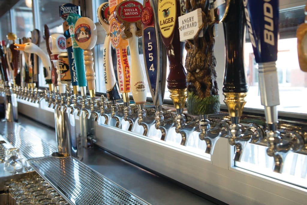 Old Chicago Pizza And Taproom