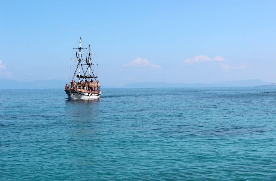 Kuşadası Full-Day Boat Cruise