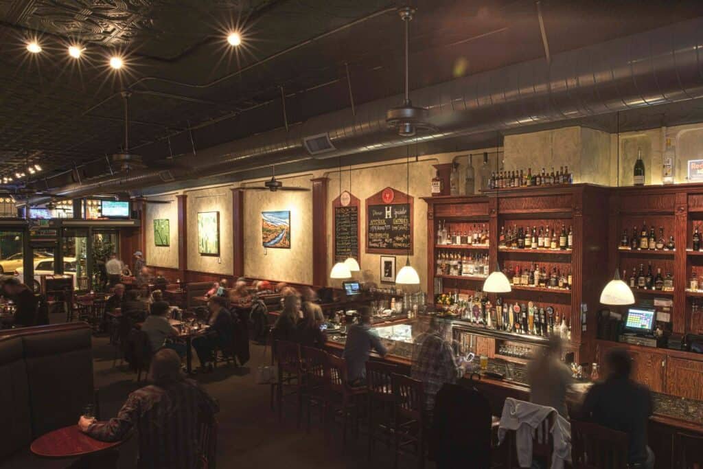 Henry’s Pub