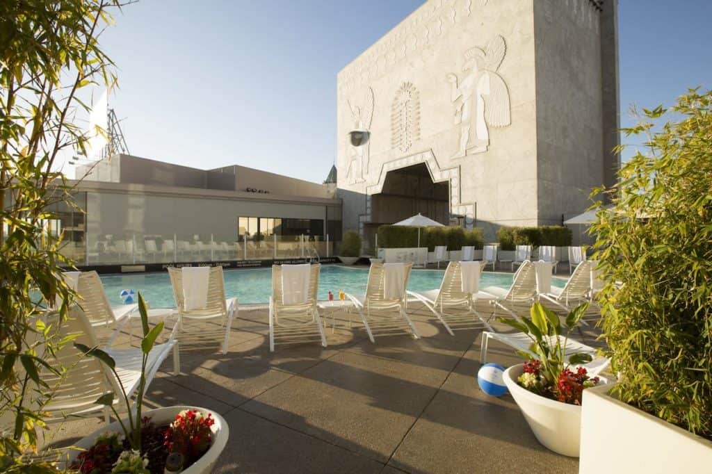  Loews Hollywood Hotel