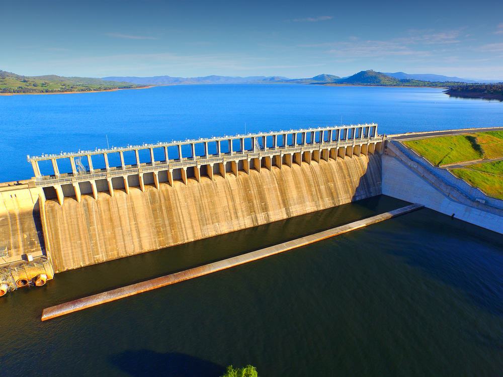 Lake Hume and the Hume Dam