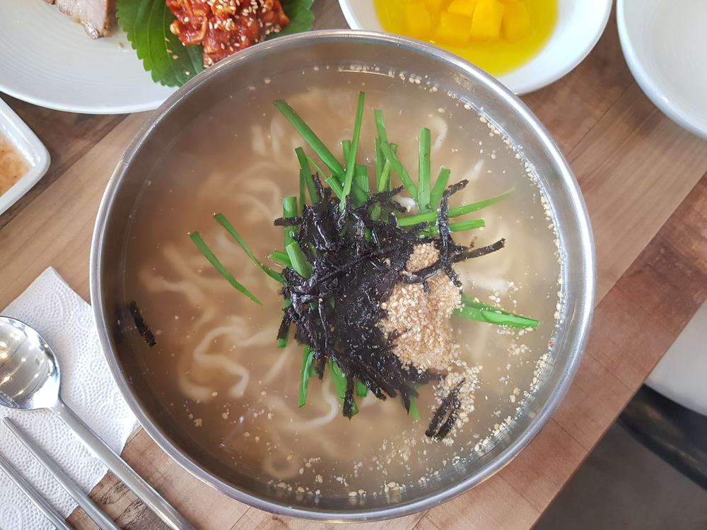 Kalguksoo, Korean Noodle Soup