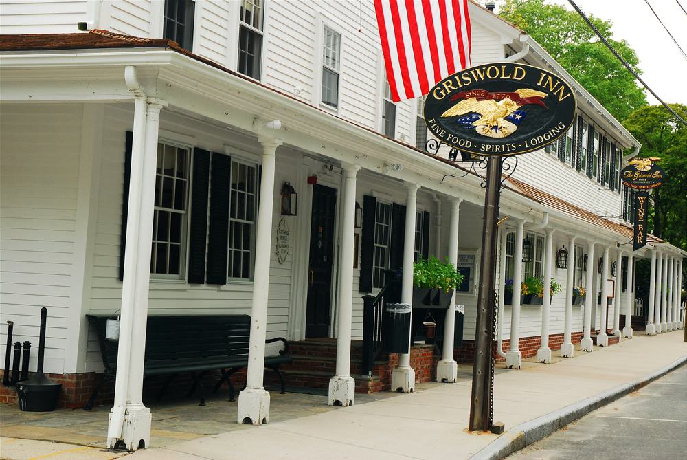 Griswold Inn, Essex Village