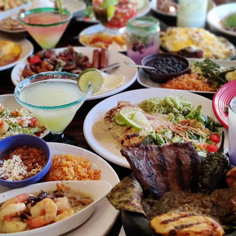 Los Reyes Restaurante and Cantina
