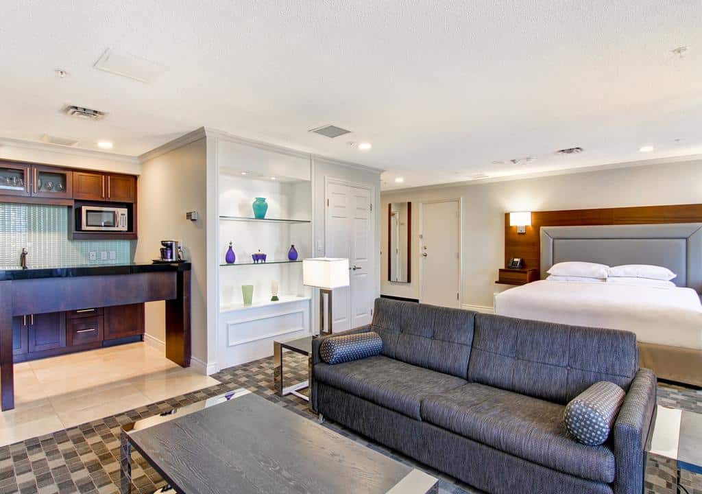 DoubleTree By Hilton Toronto Downtown