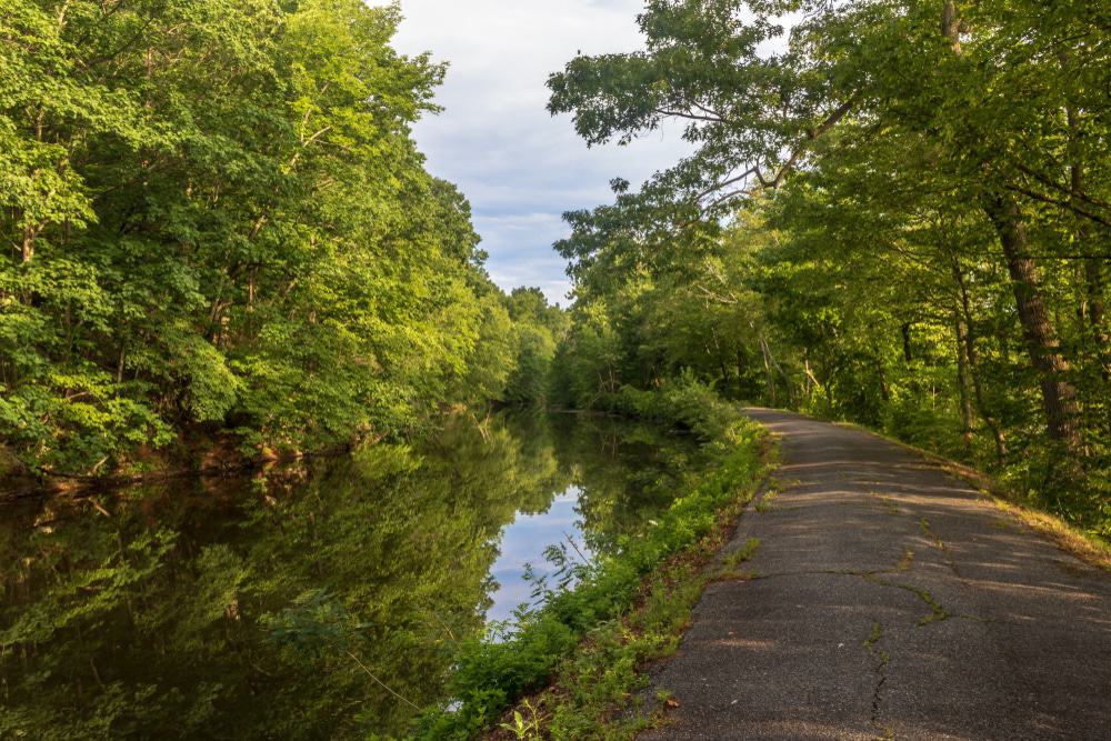 Windsor Locks Canal State Park Trail