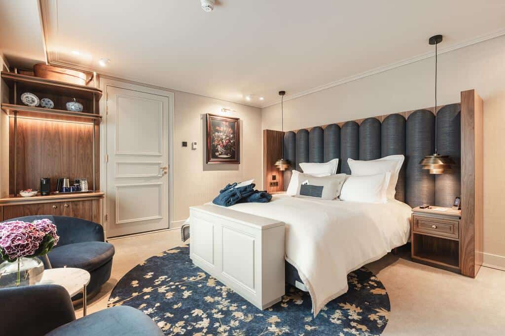 Hotel Seven One Seven