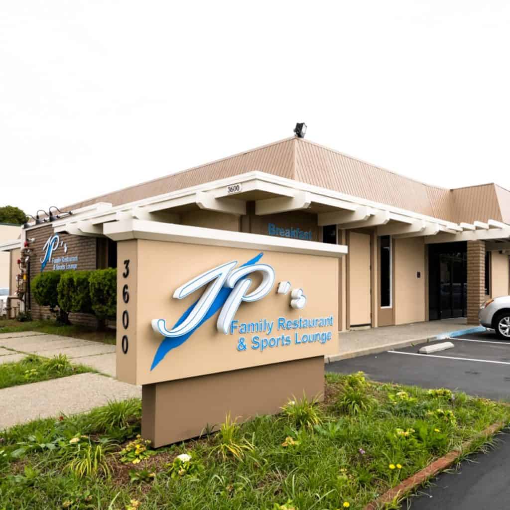 JP's Family Restaurant & Sports Lounge