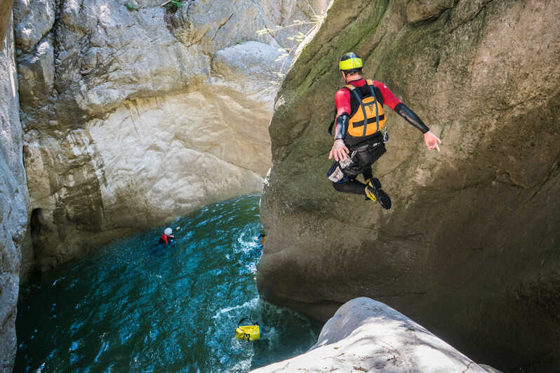 Canyoning on the Chli Schliere Tour