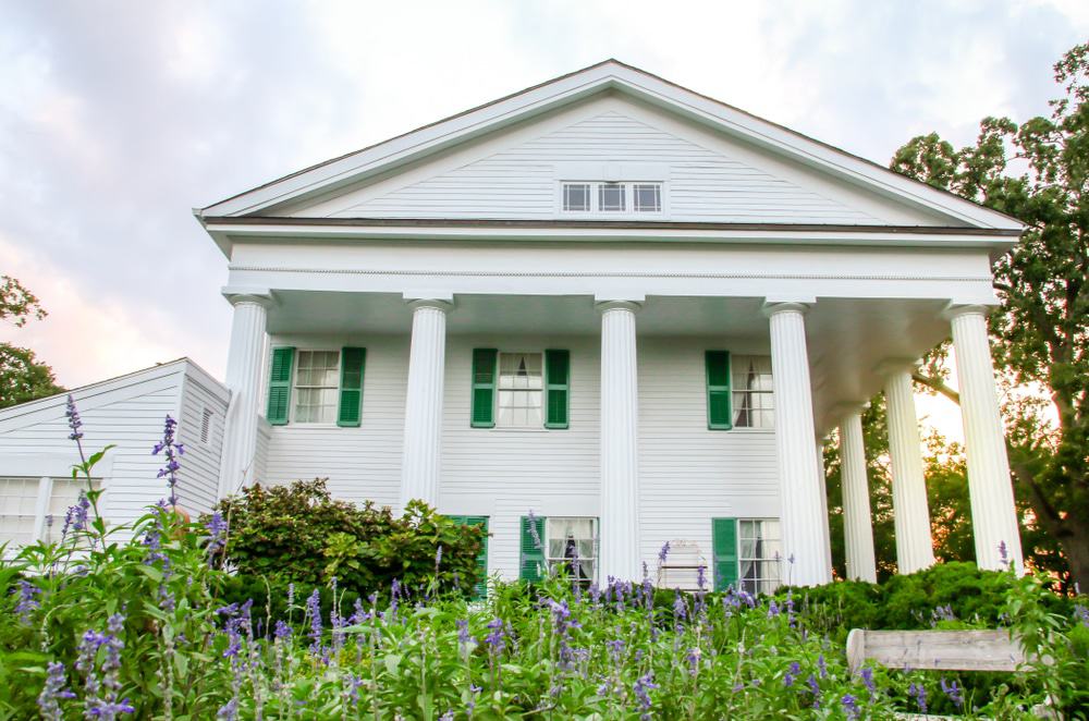 Barrington Hall