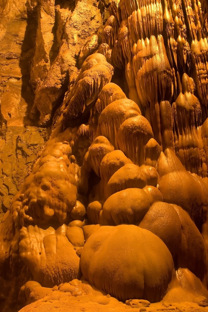 Moaning Caverns