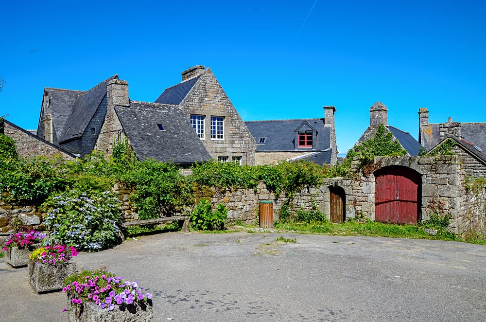 Locronan