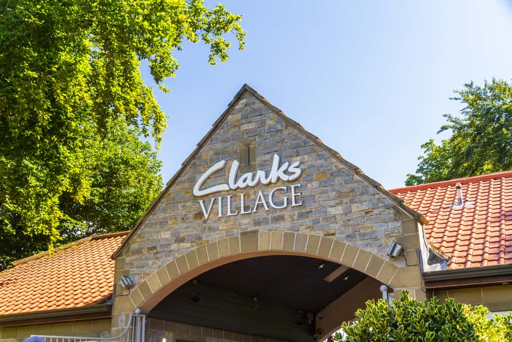 Clarks Village, Street