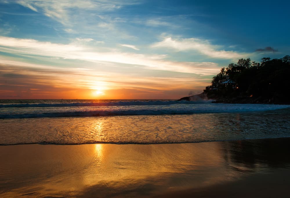Kata Noi Beach, Kata