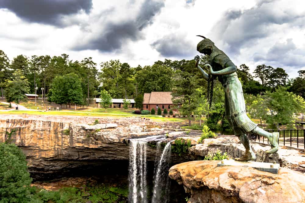Noccalula Falls, Gadsden