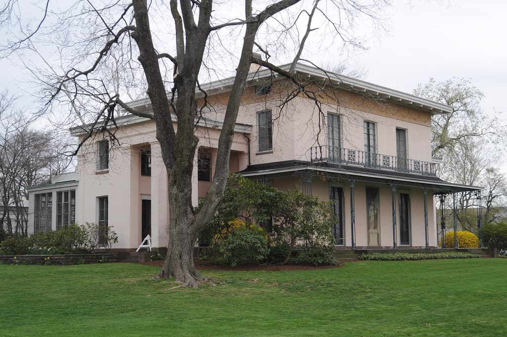 Davison Art Center