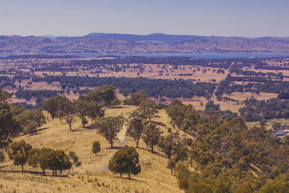Lake Hume viewed from Huon Hill Lookout