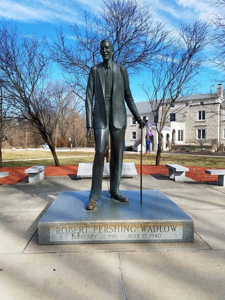 World’s Tallest Man Statue