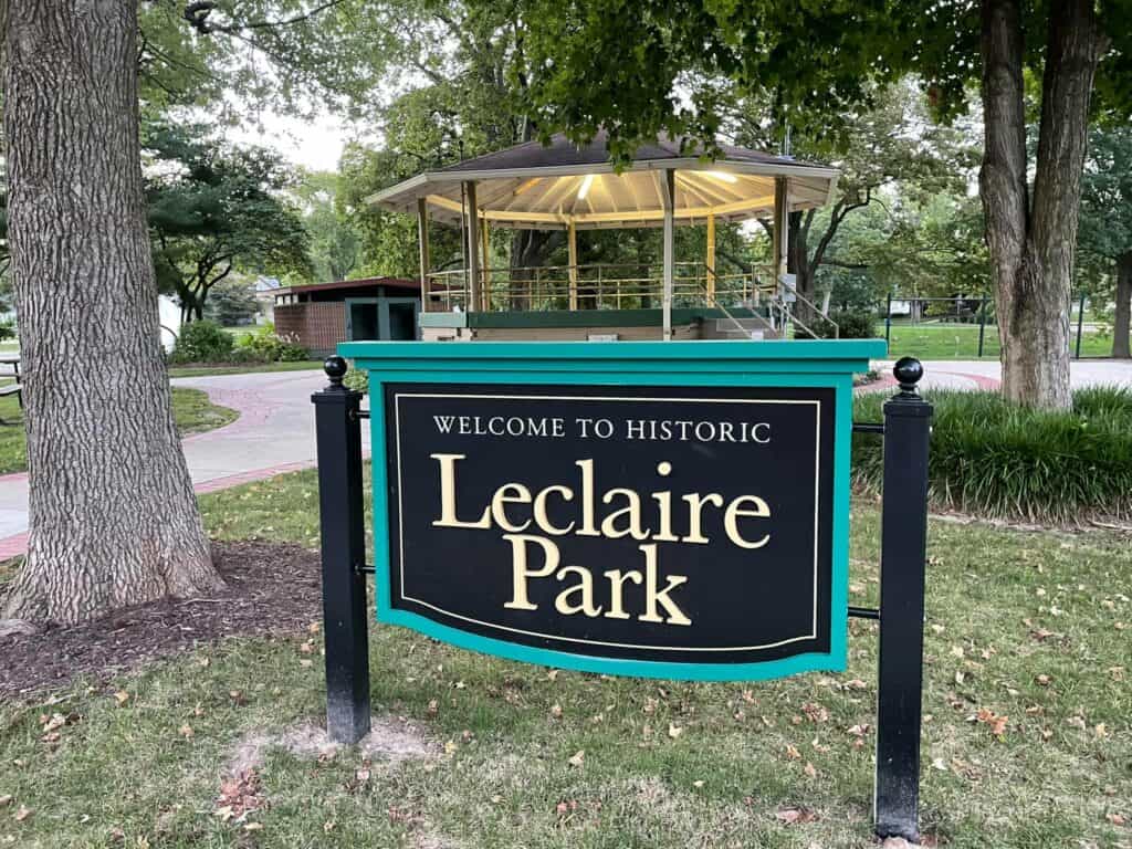 Leclaire Park