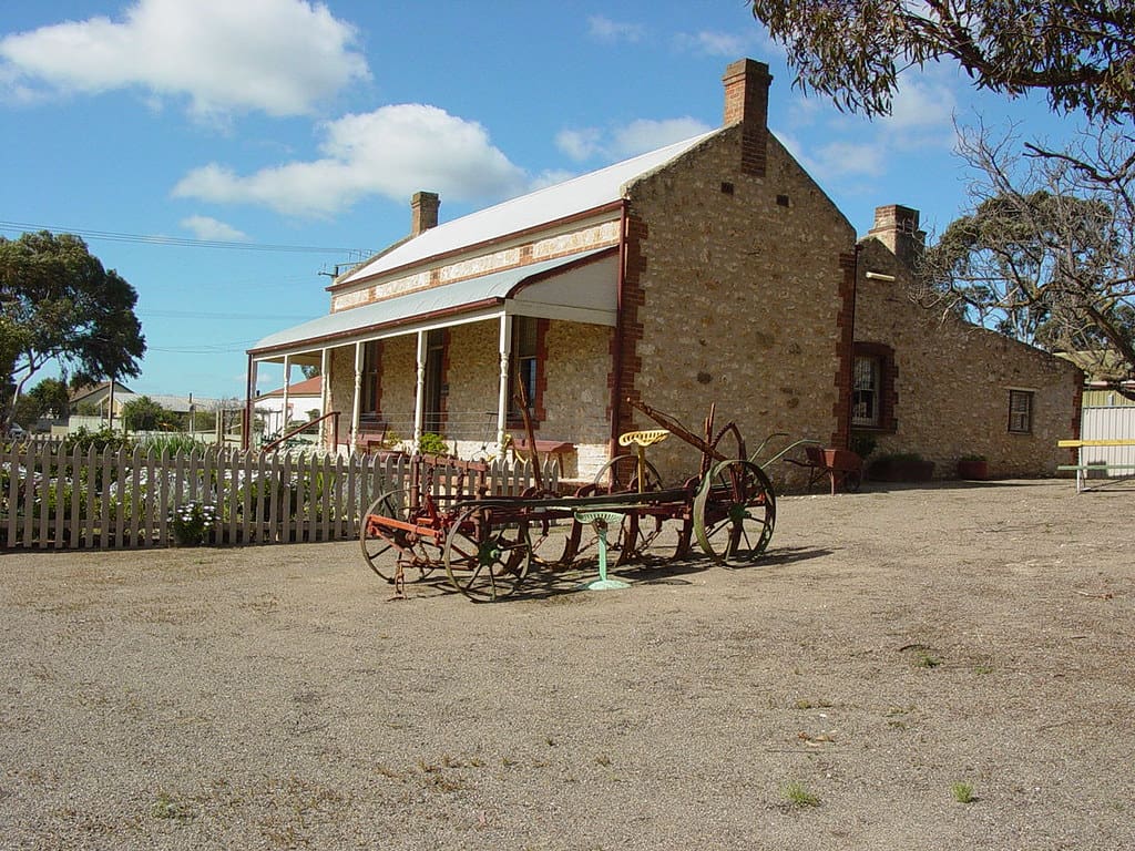 Captain's Cottage Museum