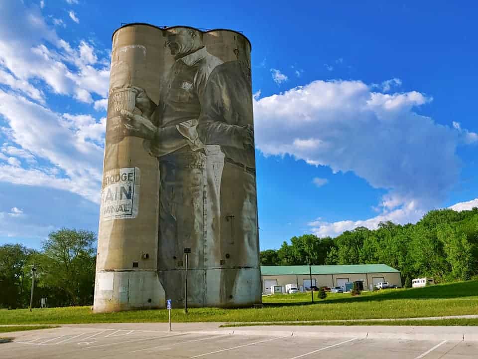 Fort Dodge Grain Silo Mural