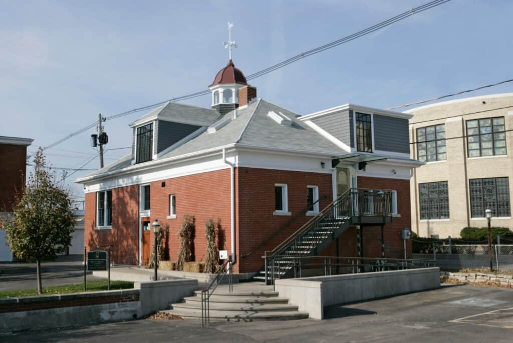 Grant Wood Studio and Visitor Center
