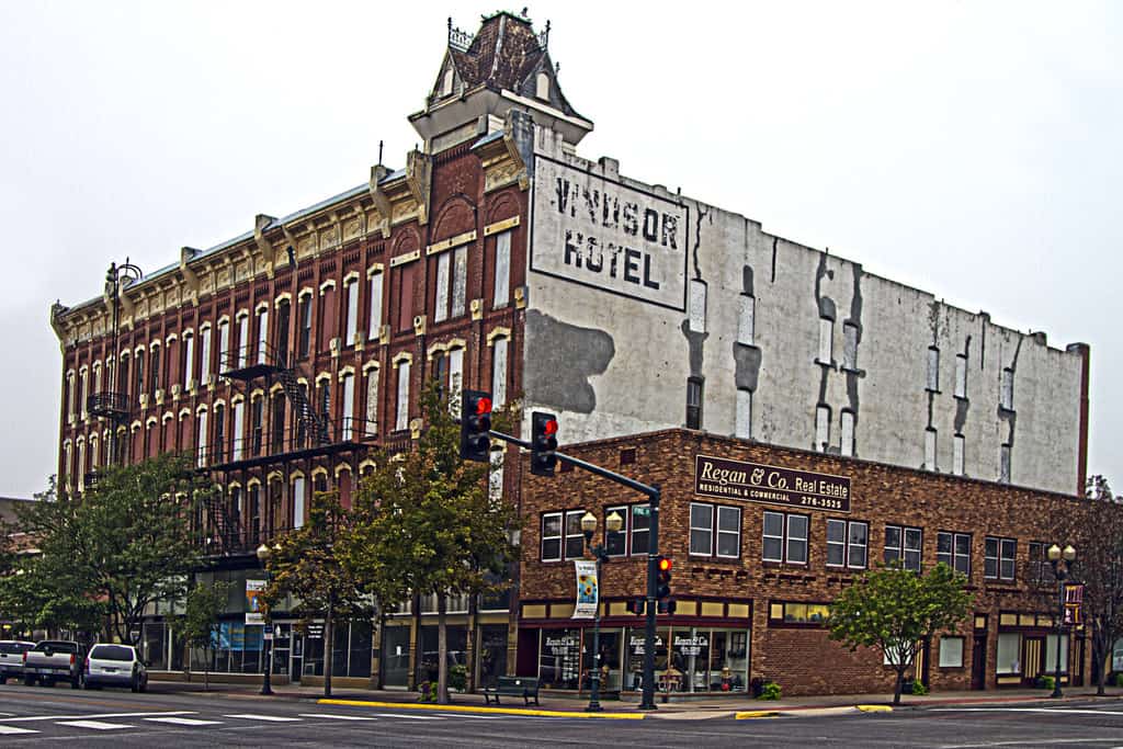 Windsor Hotel, Garden City